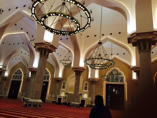 Salat al-Fajr dans une mosquée de Doha, au Qatar