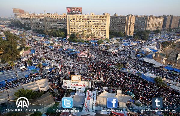 Regroupement des Egyptiens au Caire pour salat al-Aid